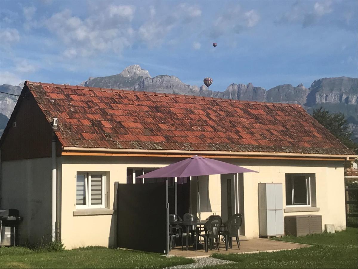 Maisonnette Entre Lac De Passy Et Montagnes Domancy Eksteriør bilde